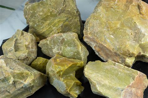 Yellow Opal Meanings And Crystal Properties The Crystal Council