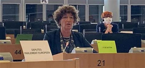 Belgio Petra De Sutter Prima Ministra Trans Deuropa Chi è