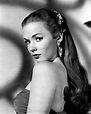Piper Laurie: starred in Louisa (1950) with Ronald Reagan, Francis Goes ...