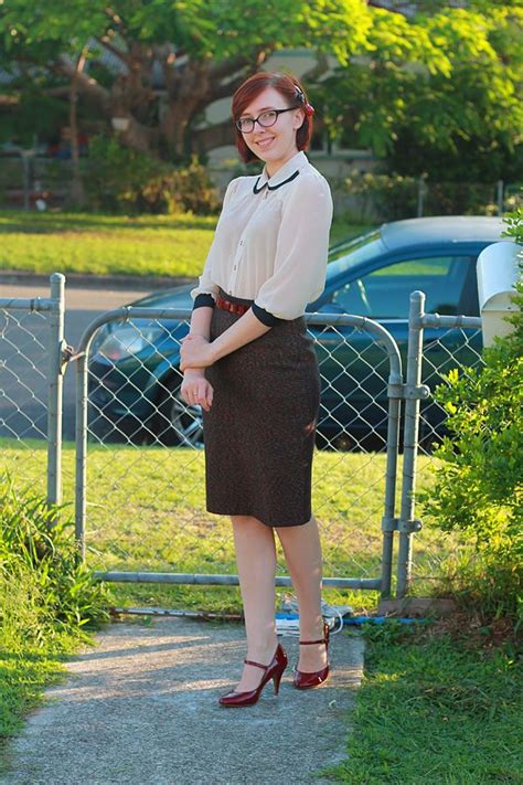 Like A Librarian Librarian Chic Outfits Geek Chic Outfits Nerd Fashion Women