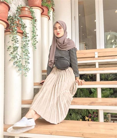 genç tesettür chic hijab ootd by salwafebi trendy dress outfits hijab style casual hijab