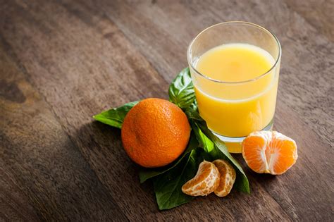 Pure food and juice is known for being an outstanding health food restaurant. orange-and-orange-juice-food-styling-by-jenny-diaz - Click ...