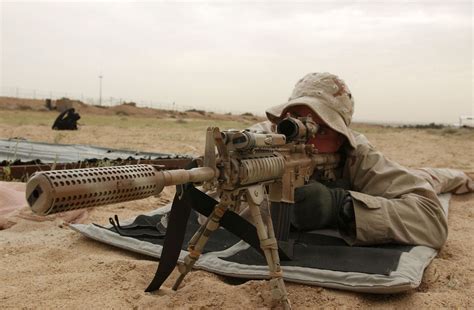 Sniper Full Hd Wallpaper And Background Image 2000x1312 Id315909