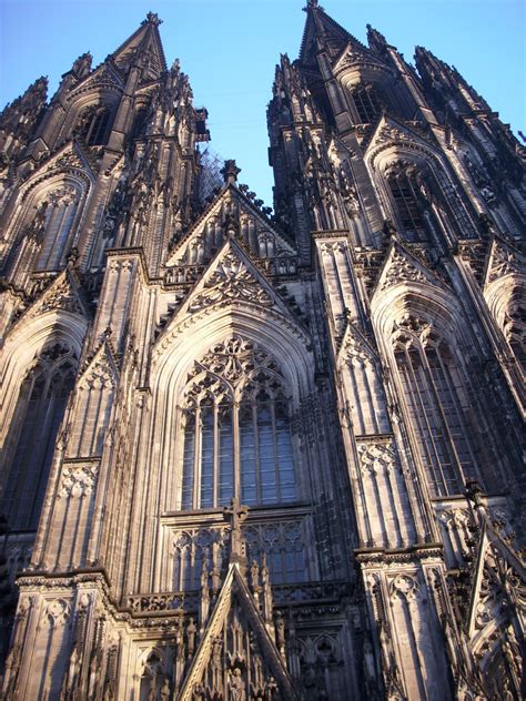 Der kölner dom in köln ist eine der größten kathedralen der welt und eines von deutschlands bekanntesten bauwerken. Türme des Kölner Dom - Foto im Hamburg Web