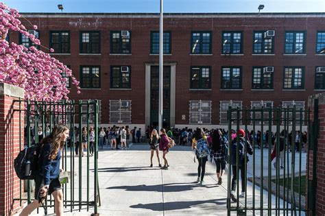Tell Us About The Racial Makeup Of Your New York Public School The New York Times