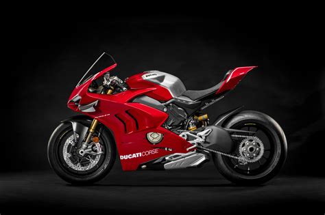 Ducati Announces Panigale V4 R Track Special Ahead Of 2018 Milan