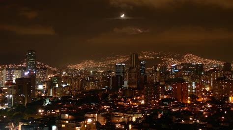 Caracas At Night Venezuela Most Beautiful Cities Night City Night