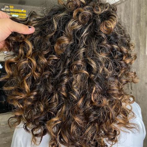 How To Do Balayage For Curly Hair Wella Professionals