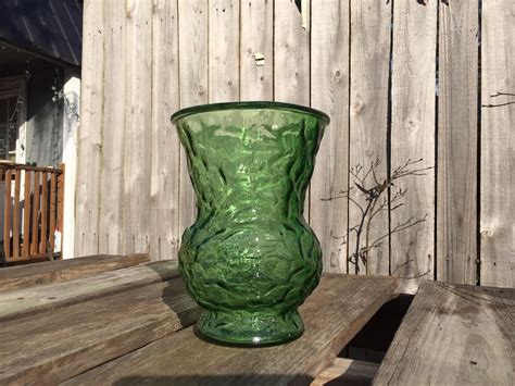 Vintage Green Glass Flower Vase 8 By Mollysvintagedecor On Etsy Vintage Green Glass Green