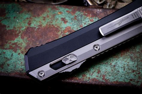 Microtech "Glykon" Signature Series OTF Knife Aluminum/Titanium 3.75