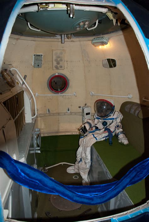 Inside The Soyuz Orbital Module The Soyuz Descent Module A Flickr