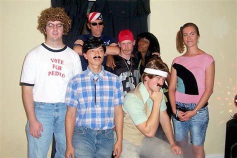 66 funny halloween costumes that ll have you rofl via brit co funny group costumes funny