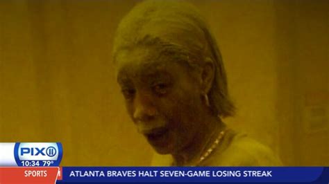 ‘dust Lady Captured In Iconic 911 Photo Dies After Battle With Cancer