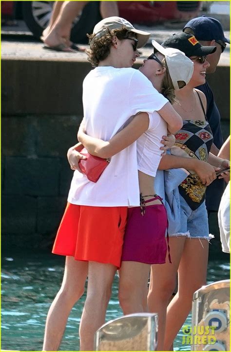 Photo Timothee Chalamet Lily Rose Depp Pda In Italy Photo