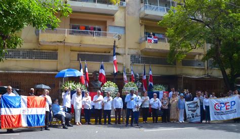 Efemérides Patrias Realiza Ceremonia En Honor A Los Héroes Antonio De La Maza Y Juan Tomás Díaz