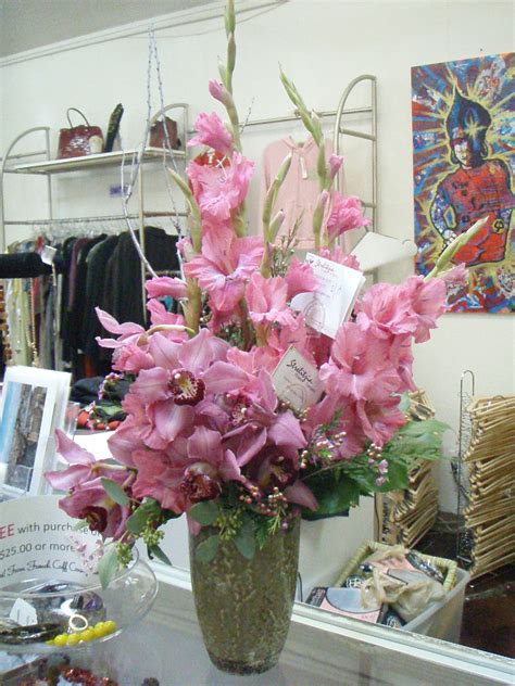 Get insight on avas flowers real problems. Think Pink! Strelitzia Flower Co. https://www.facebook.com ...