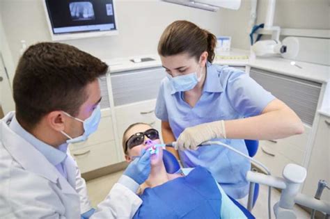Presentan Un Proyecto Para Establecer Beneficios Para Los Odontólogos