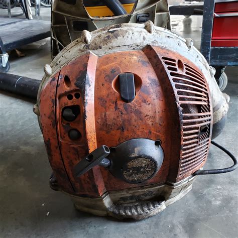 To get the equipment ready for winter, clean it first. STIHL BACKPACK BLOWER - Big Valley Auction