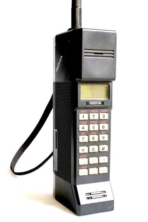 10 Retro Cell Phones That Will Make You Feel Old Blog