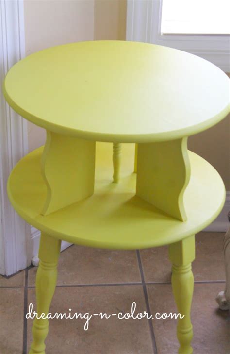 Dreamingincolor English Yellow End Table