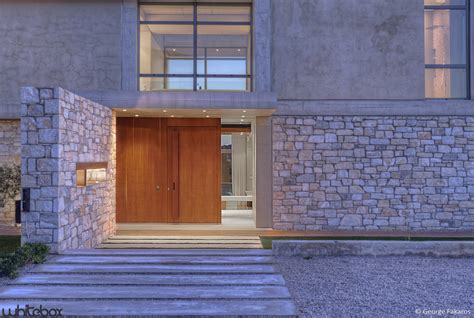 Galería De Casa De Piedra En Anavissos Whitebox Architects 26