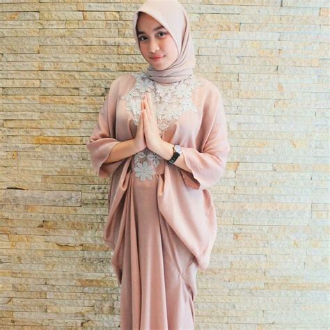 Pin Oleh Mack Zolkifly Di Malaysian Mode Wanita Wanita Pakaian Wanita