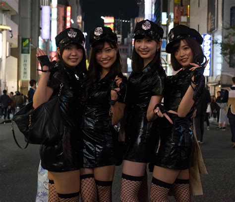 Tokyos Shibuya Celebrates Halloween With Awesome Cosplay Crowds And Weve Got Photos Right