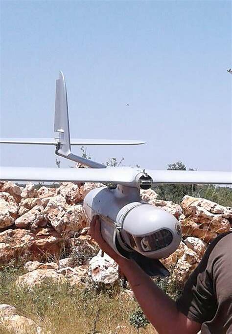 חטיפת שני חיילי צהל בקיץ 2006 הוציאה את ההנהגה הישראלית מכליה והביאה ליותר מחודש של לחימה קשה בחיזבאללה בעומק לבנון. מזל"ט "רוכב שמיים" התרסק בשטח לבנון