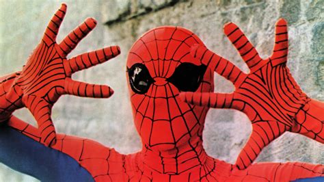 Depois que o egoísmo de peter resultou indiretamente. Homem-Aranha: A verdade sobre a obscura série live-action ...