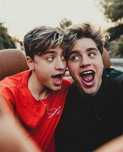 Pin By Sharon Campisi On Martinez Twins Martenez Twins Martinez Twins Emilio Martinez Twins