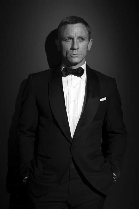 Daniel Craig With Images James Bond Tuxedo James Bond Style