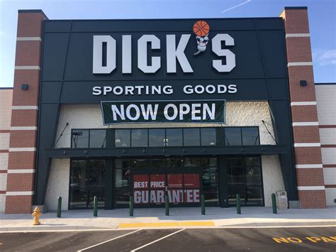 Store Front Of Dicks Sporting Goods Store In Camp Hill Pa