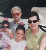 Kris Jenner Parents : Mary Jo Campell and Robert Houghton - parentsmag.net