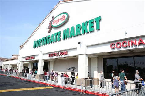 Northgate González Market Opens A New Store In South Gate
