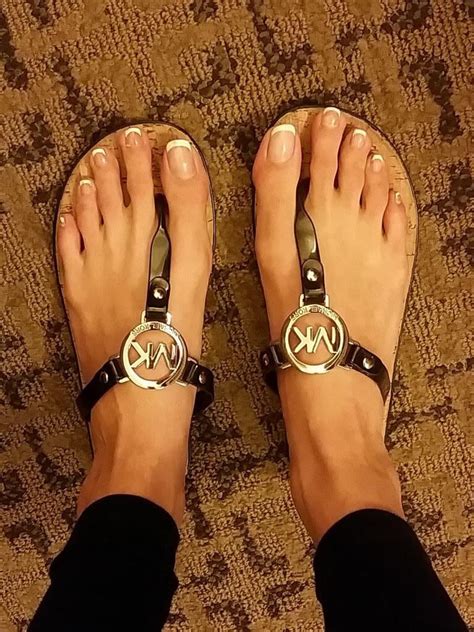 Bella Ink S Feet
