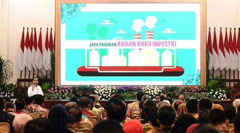 Jokowi Minta Kemendag Fokus Mitigasi Dampak Corona Dan Pelemahan