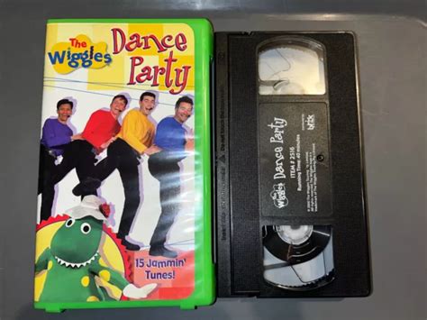 The Wiggles Dance Party And Wiggle Time Vhs Green Red Clamshells 2 Oop