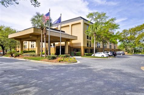 The hampton inn & suites charleston/mt. Hampton Inn Charleston/Mt. Pleasant-Patriots Point, Mt ...