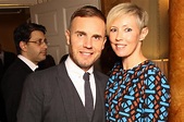 Gary Barlow and wife Dawn recreate vintage holiday snap to mark 20th ...