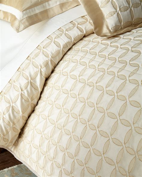 Dian Austin Couture Home Circumference Bedding