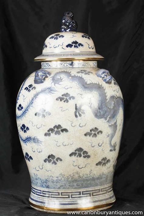 14 inches high x 8. Chinese Kangxi Blue and White Porcelain Urn Ginger Jar