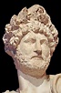Biografía del emperador Adriano. ¿Quién fue y qué hizo?