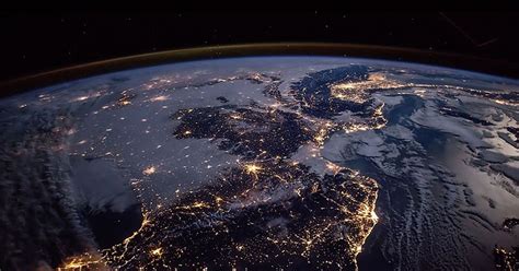 Looking At Earth From The International Space Station In 4k Video