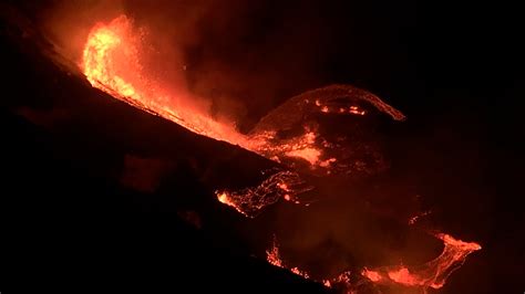 Kilauea Volcano In Hawaii Erupts Honolulu Weather Service Advisory