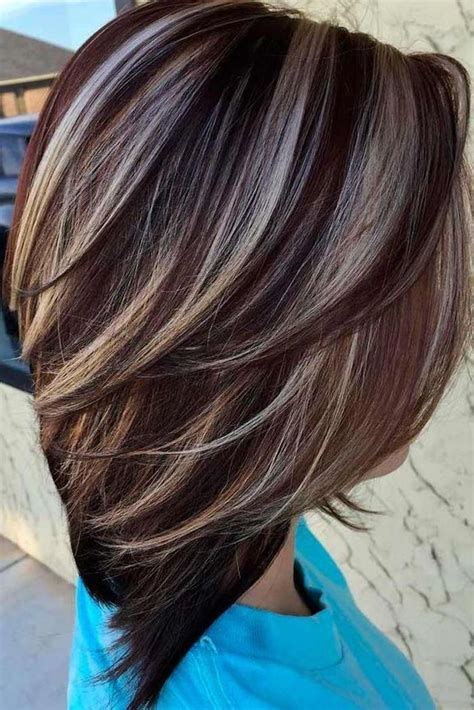 Shoulder Length Brown Hair With Highlights Fashion Style