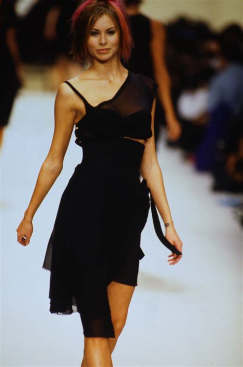 Niki Taylor For Chanel Ss 1994 Fashion Couture Runway Runway Fashion