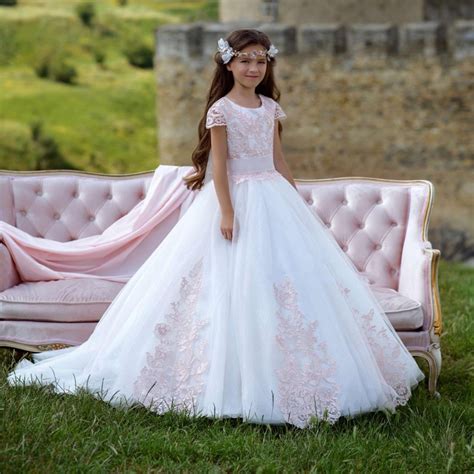 Cute Pink Lace Appliques Short Sleeves Flower Girl Dresses 2019 First