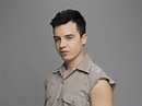 Noel Fisher on Mickey Milkovich returning to the Gallagher fold for ...