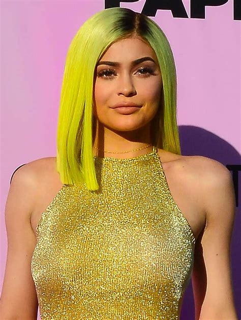 Kylie Jenner Debuts Highlighter Hair In Beat Up Black Boots