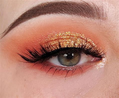 Gold Glitter And Coral Eyeshadow Look Coral Eye Makeup Eye Makeup Art Coral Eyeshadow
